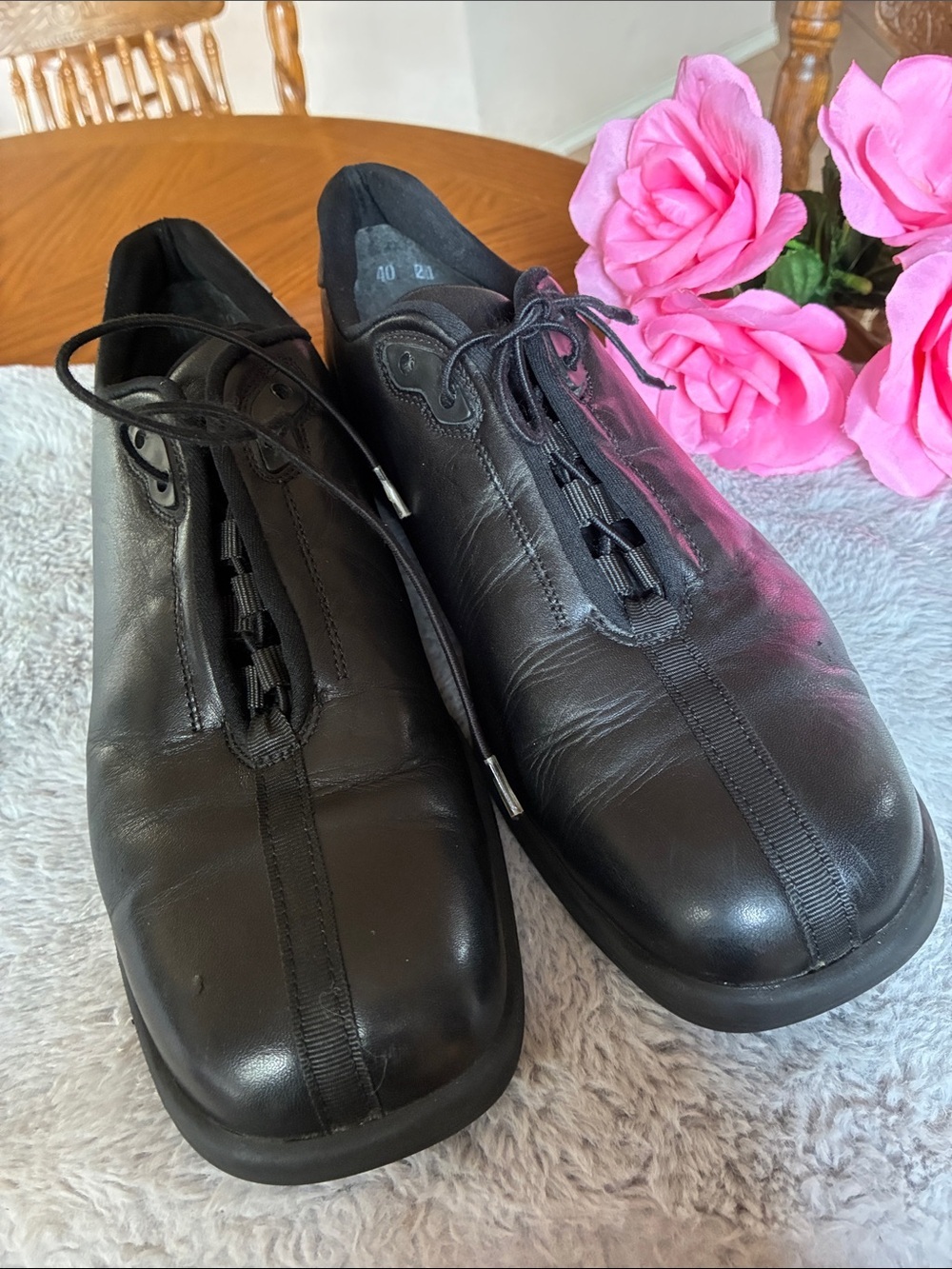 Propet Black Leather Lace-Up Comfort Oxfords